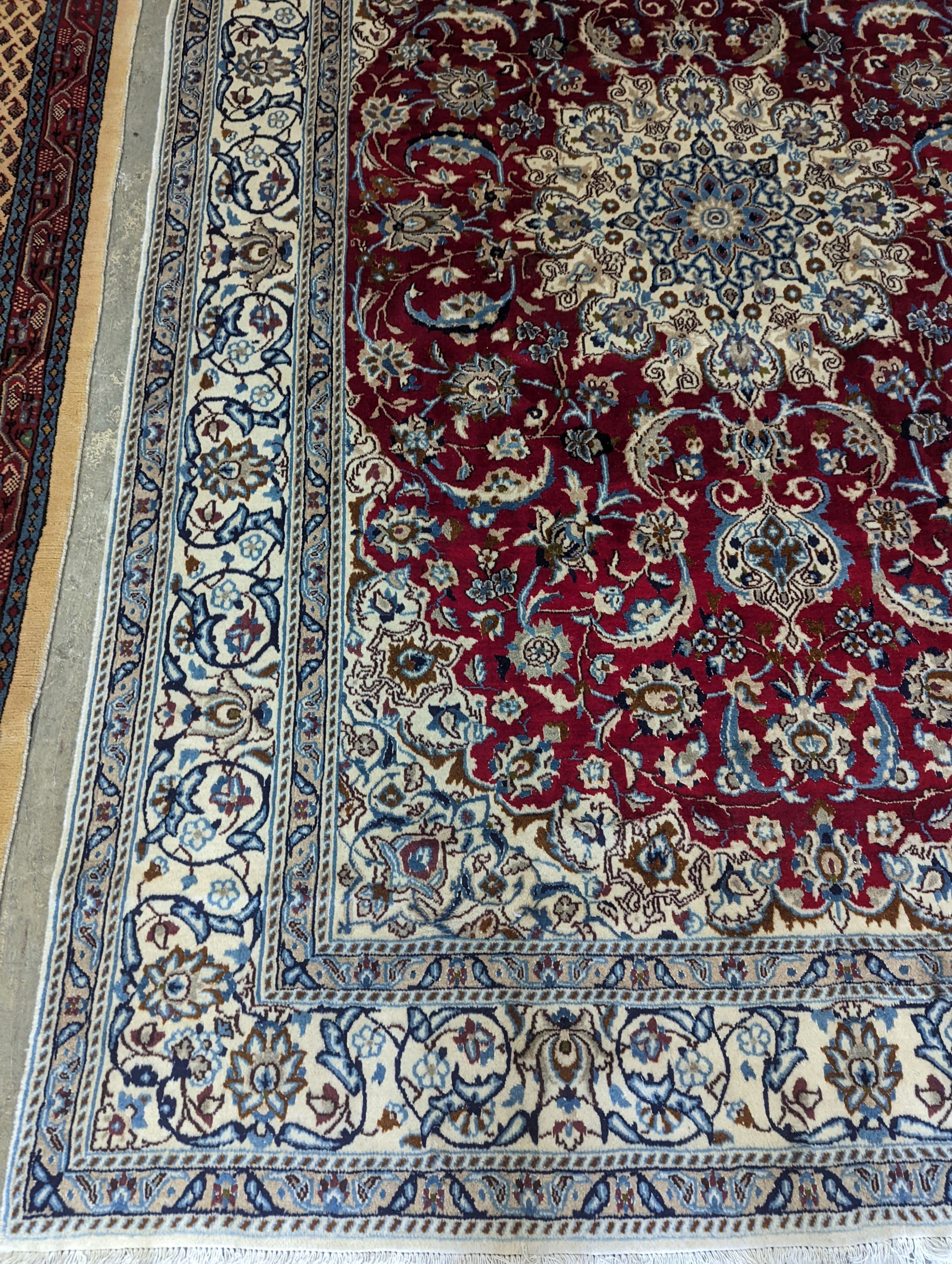 A fine Nain carpet, 300 x 195cm